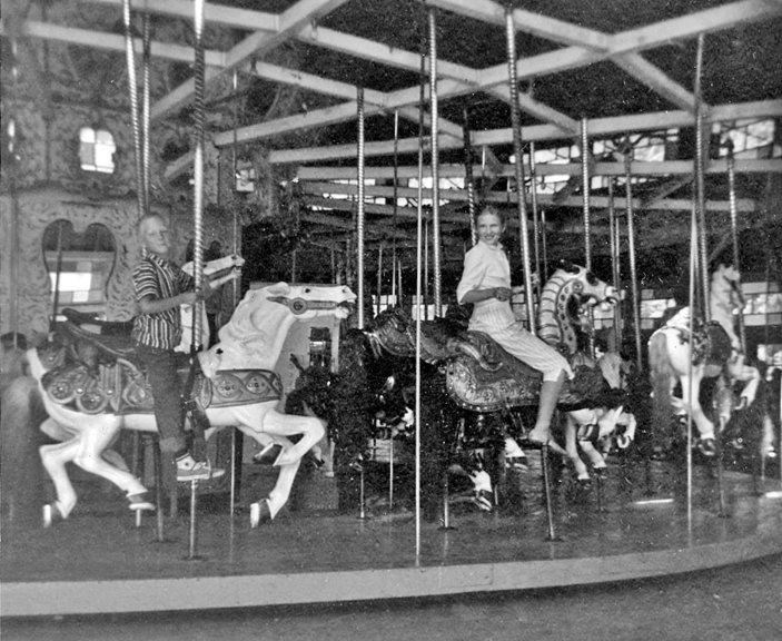 Click to display the next picture