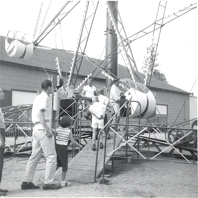 Click to display the next picture