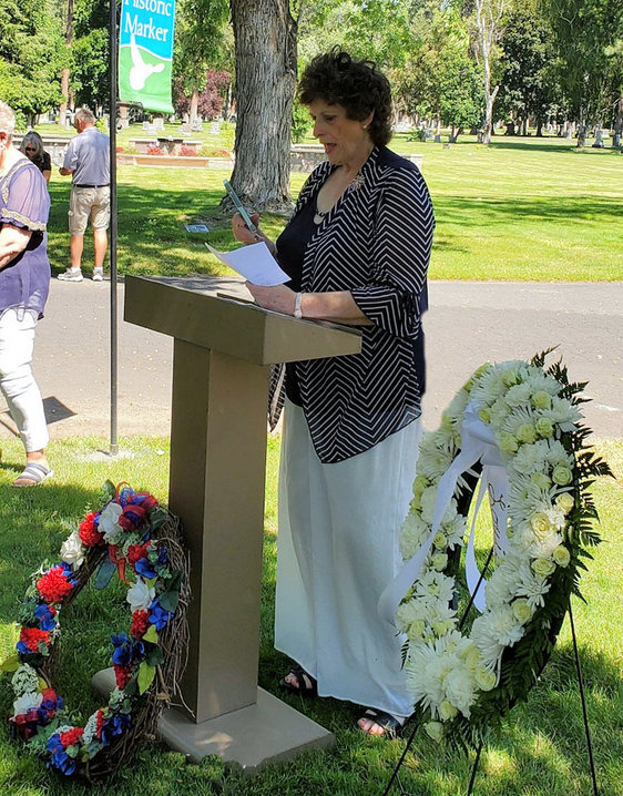 Click to display the next picture